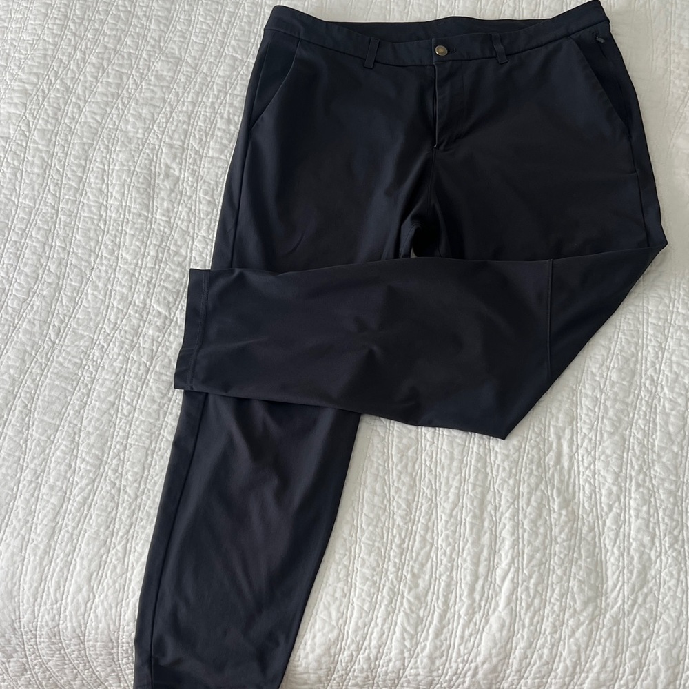 lululemon athletica Men's charcoal grey Chinos